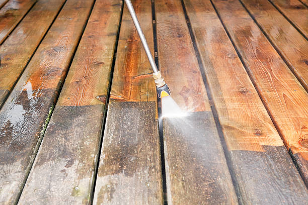 Why Choose Our Pressure Washing Services in California
